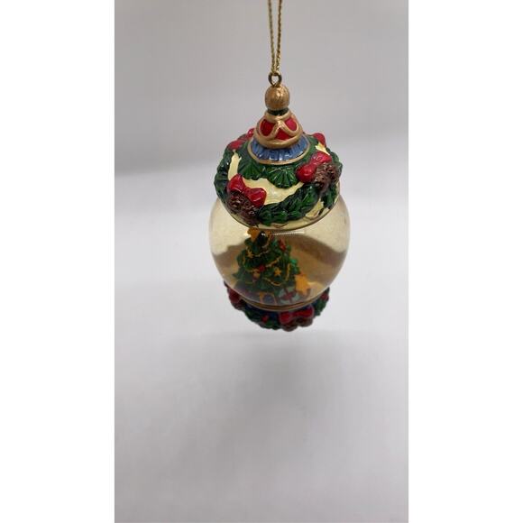 Kirkland Signature Waterglobe Christmas Tree Ornament Snow Globe - Picture 3 of 4